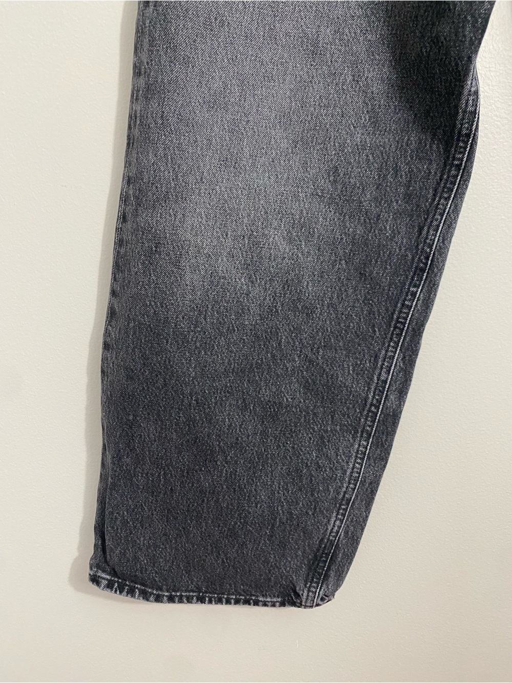 Agolde Low Slung Baggy Jeans in Washed Black size 28 - Picture 4 of 15